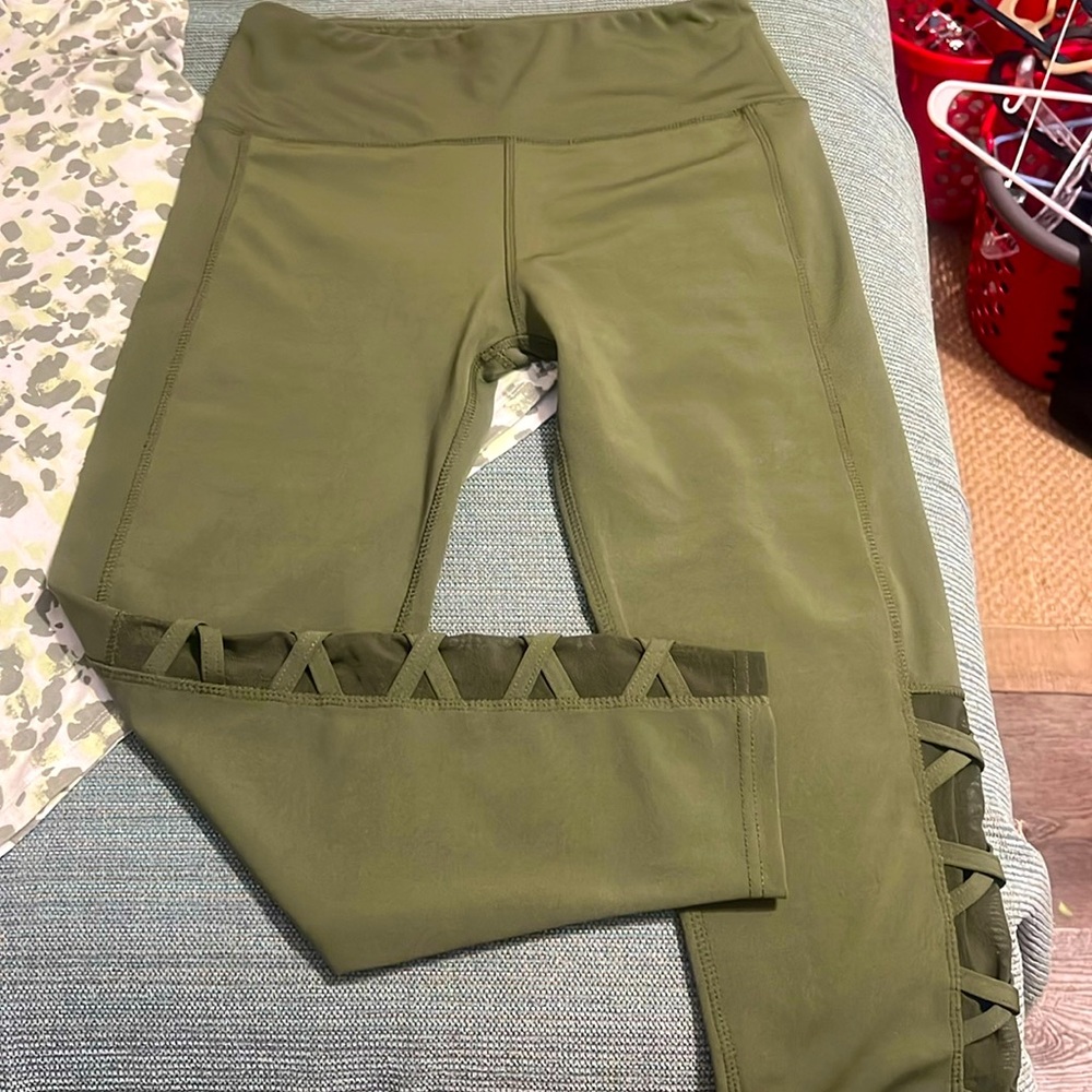 Ebb & Flows putty green legging w mesh on sides